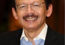 Dr Kasim Rasjidi, Lebih Senang Memanggil Klien Ketimbang Pasien