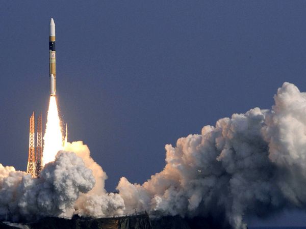 Jepang Luncurkan Satelit Mata-mata