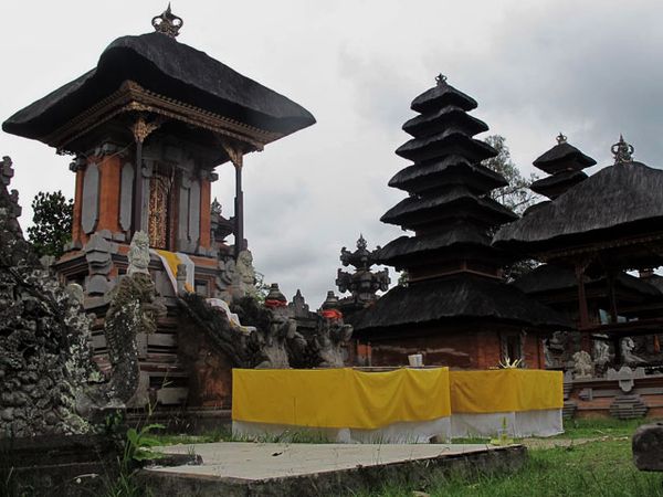 Meniti Jejak Mitos Raja Jayapangus di Bali