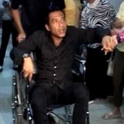 Mesranya! Anang Peluk Ashanty Saat Kecelakaan