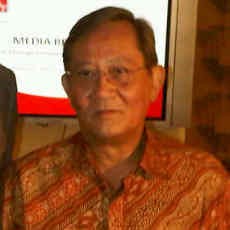 Putera Sampoerna Masih Setia Hisap Rokok Sampoerna