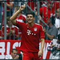 Bayern Tundukkan 10 Pemain Stuttgart