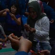 Farmasi Unair Kembangkan Obat Pembunuh Virus AIDS