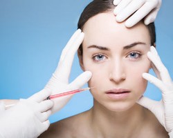 Sukses Jadi Bankir Pasca 10 Kali Operasi Plastik