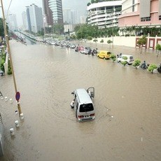 Kuala Lumpur Direndam Banjir, Ribuan Motor Terjebak Macet