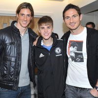 Justin Bieber Adu Juggling Bareng Torres & Lampard
