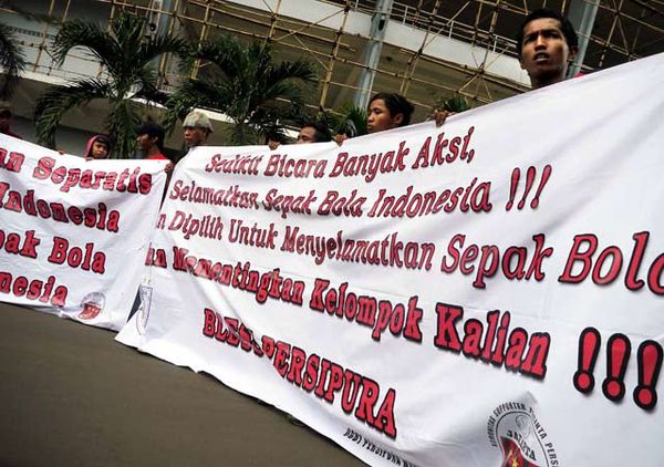 Rakyat Papua Tuntut PSSI Minta Maaf