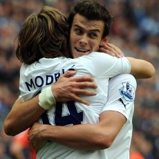 Spurs Pertahankan Pemain Kunci