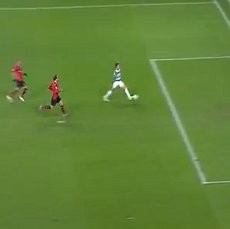 Buang Peluang Emas, Pemain Jerman Mendadak Tenar