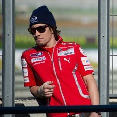 Hayden Yakin Ducati Lebih Tangguh di 2012