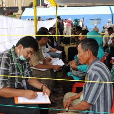 Ribuan Masyarakat Pekanbaru Serbu Pengobatan Gratis 