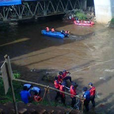Foke Gelar Simulasi Penanganan Banjir di Cawang