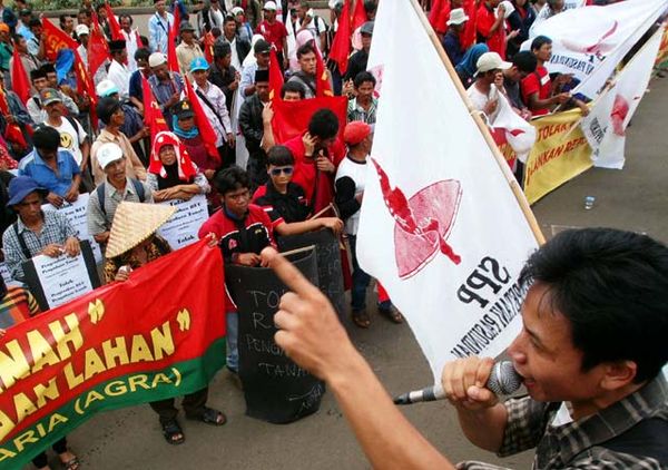 Demo Tolak RUU Pengadaan Tanah