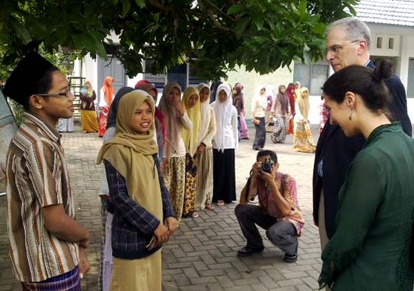 Staf Deplu AS Kunjungi Ponpes Al Hikam 