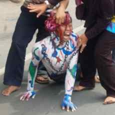 Seniman Situbondo Gelar Teatrikal Kasus Pembantaian Lampung