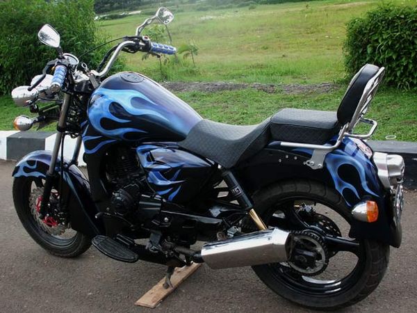 Motor Chooper dari India