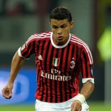 Silva Mau di Milan Sampai 2020