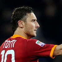 Totti Mulai Berpikir untuk Hengkang dari Roma