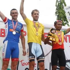 Malone Dinyatakan Juara Tour de Lombok Sumbawa