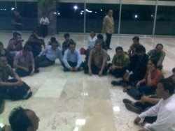 Tak Dapat Kabar Soal Pembatalan Rapat, Jemaat GKI Yasmin Terlantar di DPR