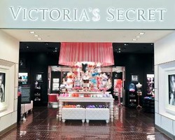 Victorias Secret Dituduh Pekerjakan Paksa Anak-anak 