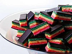 Ada Warna Pelangi Cantik di Napoleon Cookies