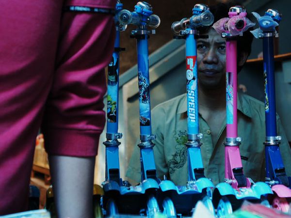 Mainan China Ancam Mainan Lokal