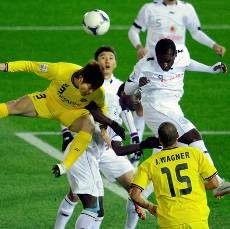 Al-Sadd Tundukkan Kashiwa Lewat Adu Penalti