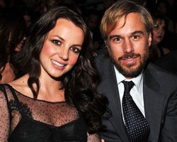 Britney Spears Dilamar Saat Pacar Ultah ke-40