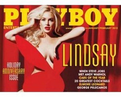 Hugh Hefner Bantah Pose Bugil Lindsay Lohan Nggak Laku