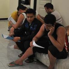 Polisi Interogasi Imigran untuk Cari Kronologis Kapal Tenggelam