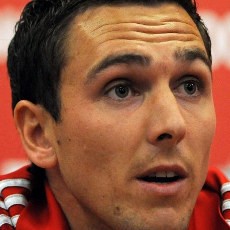 Downing Disoraki Fans Villa, Dalglish Membela