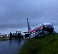 Gagal Terbang, Penumpang Diminta Menginap Atau Dialihkan Lewat Solo
