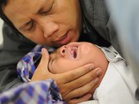 Aaa...Puluhan Anak Kesakitan Anunya Disunat