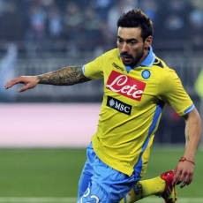 Lavezzi Menepi Satu Bulan