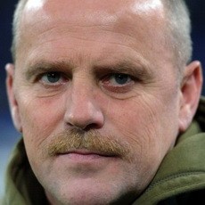 Bremen Perpanjang Kontrak Schaaf