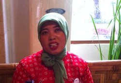 Bidan yang Jualan Sampah Agar Anak Desa Tak Kena Gizi Buruk