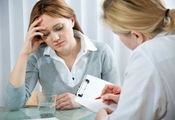 Mayoritas Pasien Penasaran Ingin Ngintip Catatan Dokter