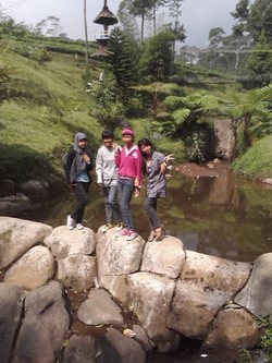 liburan asiiik dan seruu bareng kita !