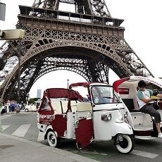 Kini, Angkutan Tuk-Tuk Juga Ada di Paris