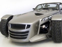 Generasi Anyar Mobil Sport, Mobil atau Traktor?