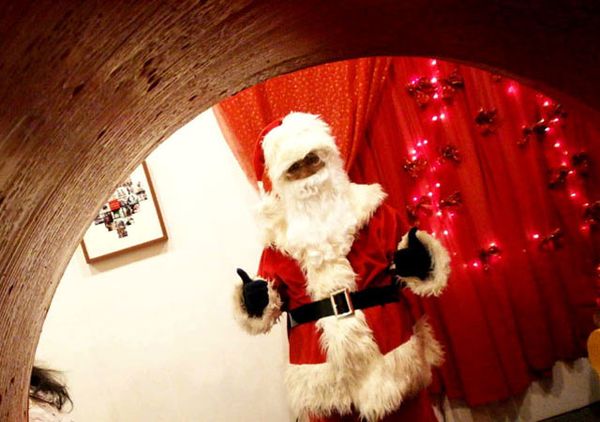 Gemuruh Natal di Pusat Perbelanjaan