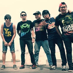 Rocket Rockers Lebih Nyaman di Label Mayor