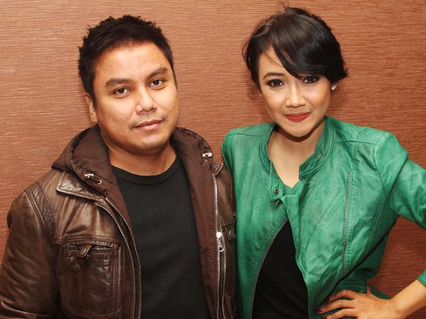 Rheina Ipeh Makin Lengket dengan Findo