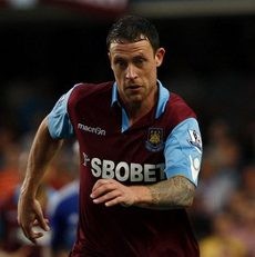 Arsenal Sedang Mencari Bek Kiri
