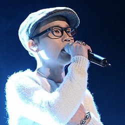 Kanker Tak Hentikan Karier Lim Yoon Taek Ulala Session