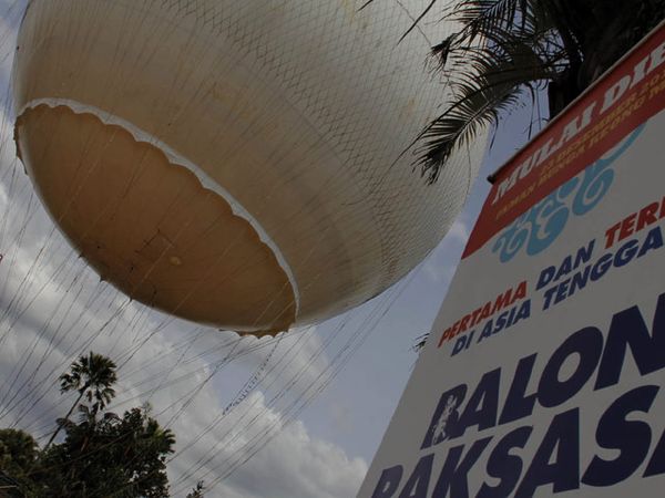 Balon Udara Raksasa Hadir di TMII