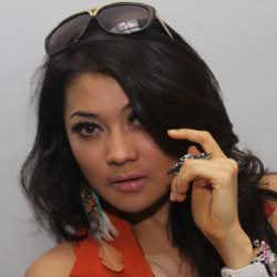  Indah Dewi Pertiwi Akui 2011 Tahun Penuh Berkah 