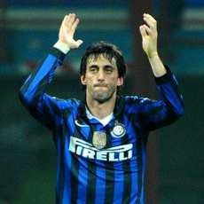 Milito Persembahkan Gol untuk Interisti