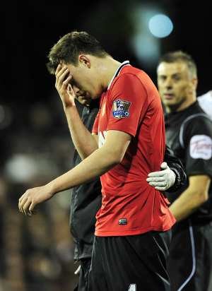 Jones & Young Tumbal Pesta Gol MU